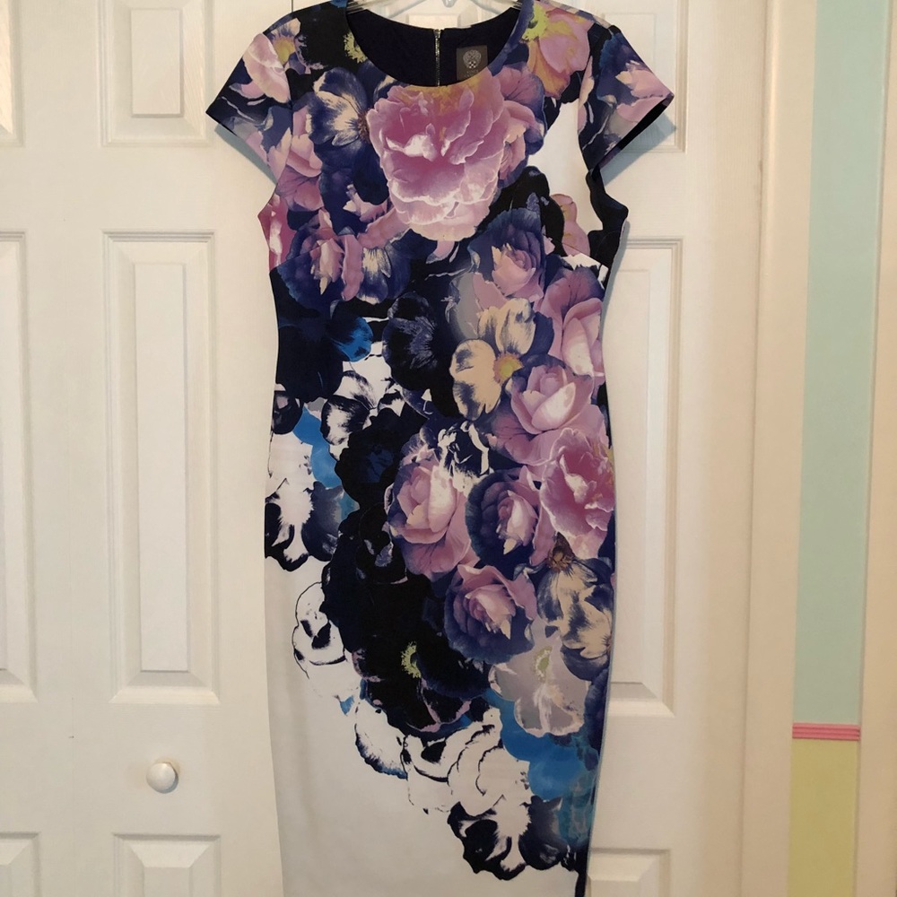 Vince Camuto classy-fit cocktail dress - Picture 1 of 8